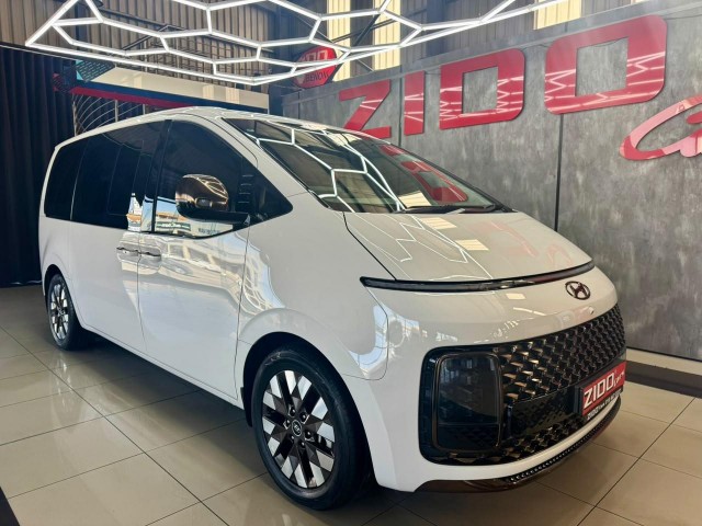 BUY HYUNDAI STARIA 2023 2.2D LUXURY (9 SEATER), Zido Cars